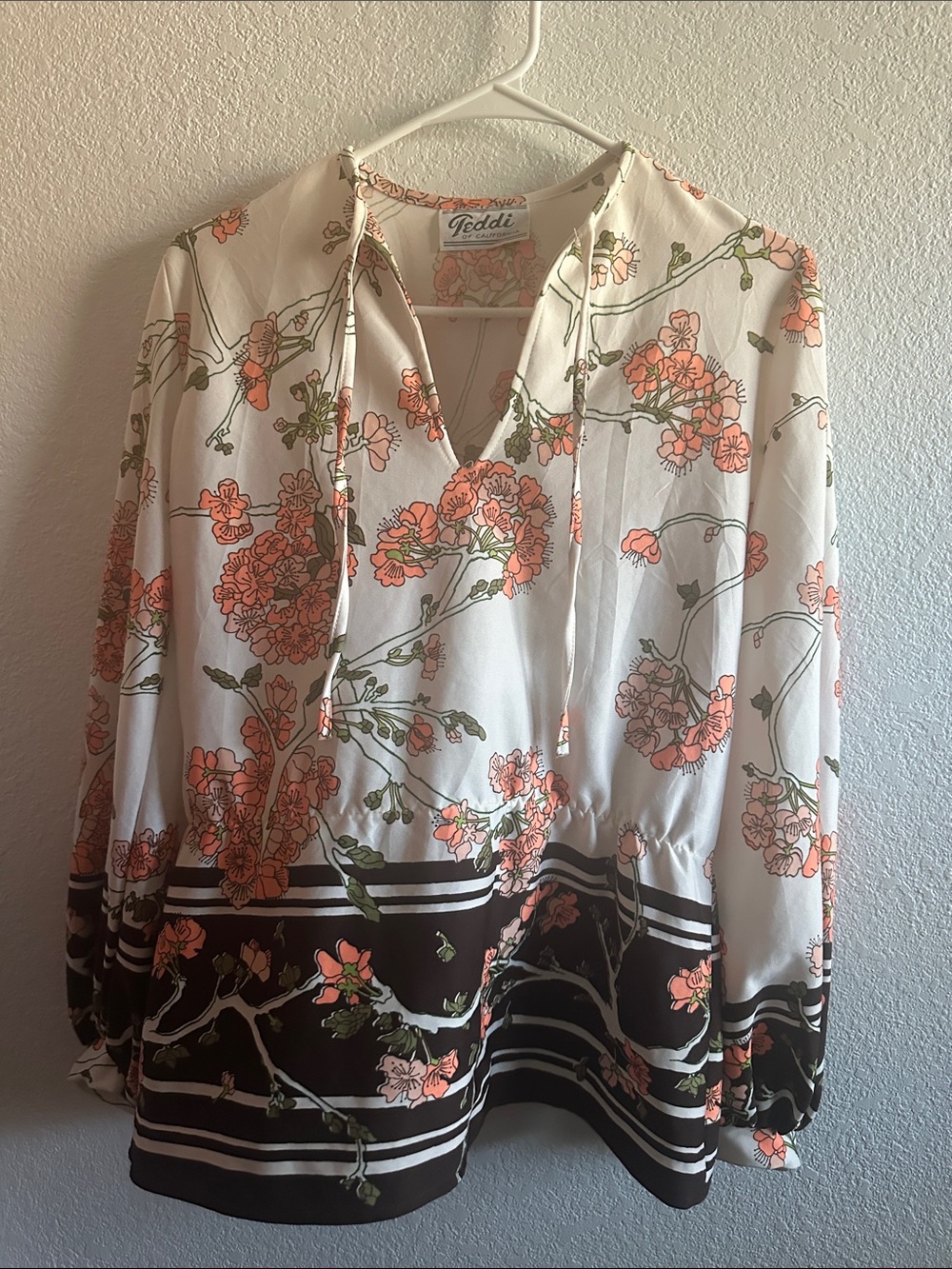 Teddi Floral Tie-Neck Tunic in White, Coral and Olive